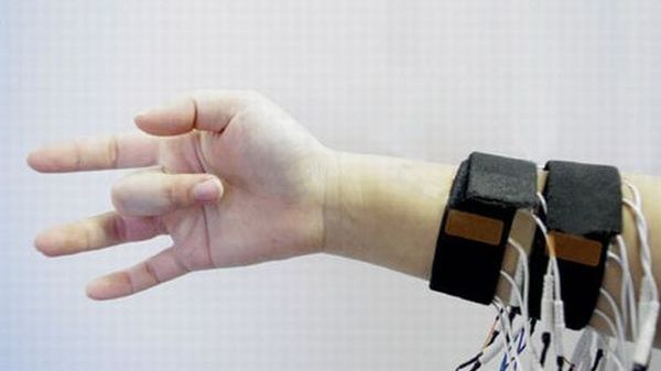 Jak zhakować ludzką rękę? [wideo] 1