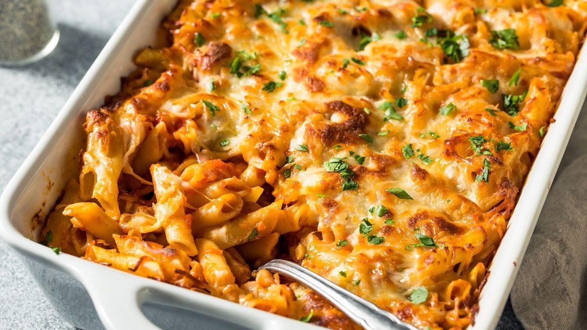 Zapiekanka makaronowa z kurczakiem