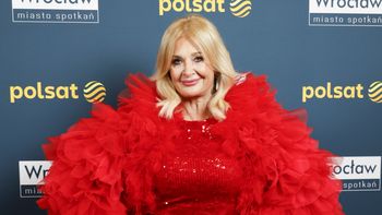 Majka Jeżowska cała w czerwieni na koncercie Polsatu. Błyszczała z daleka
