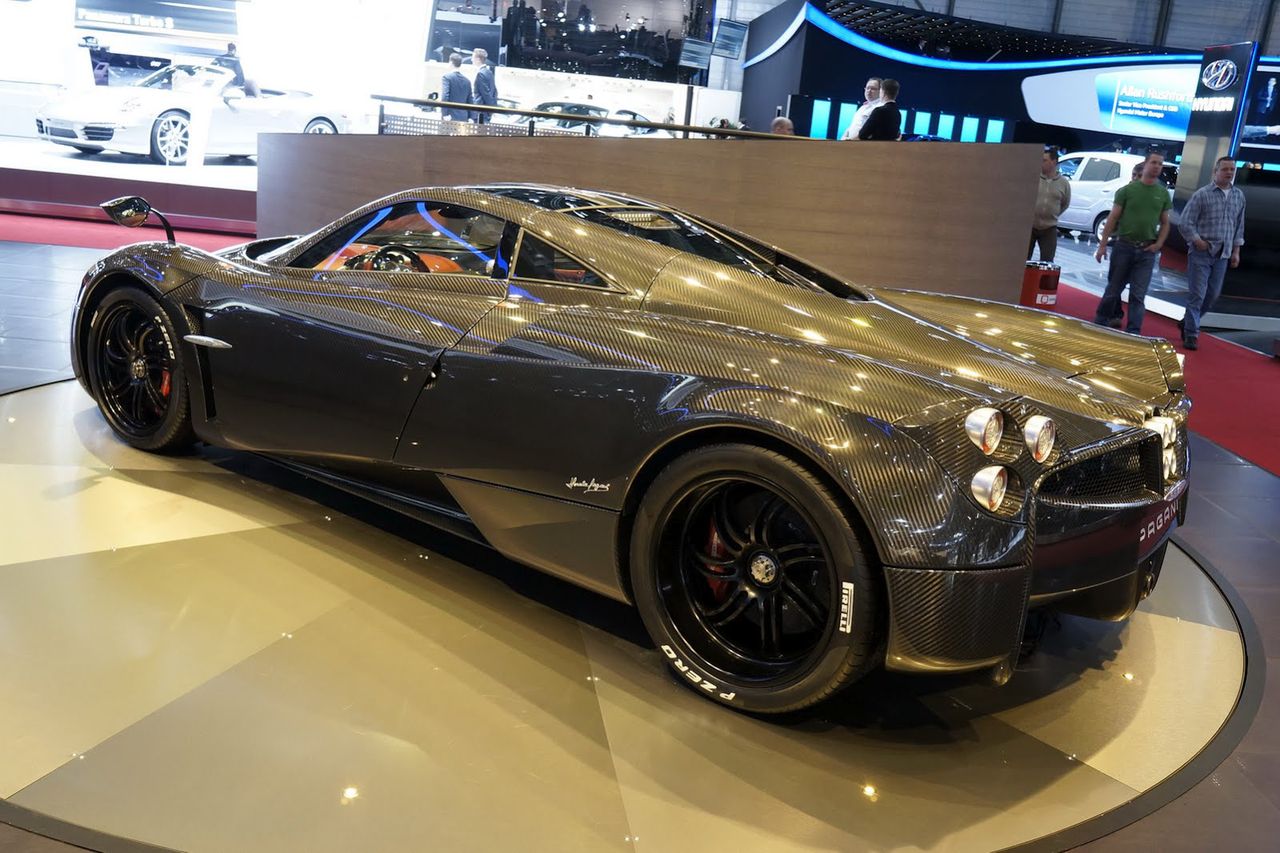 Pagani Huayra Carbon Edition