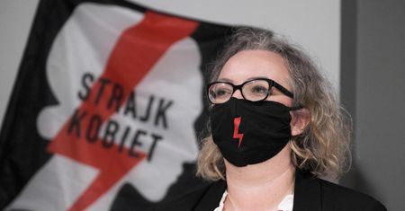 Marta Lempart. Kim jest kobieta, która stoi za Strajkiem Kobiet?