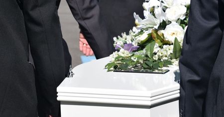USA. Została uznana za zmarłą. W domu pogrzebowym odkryto, że wciąż żyje