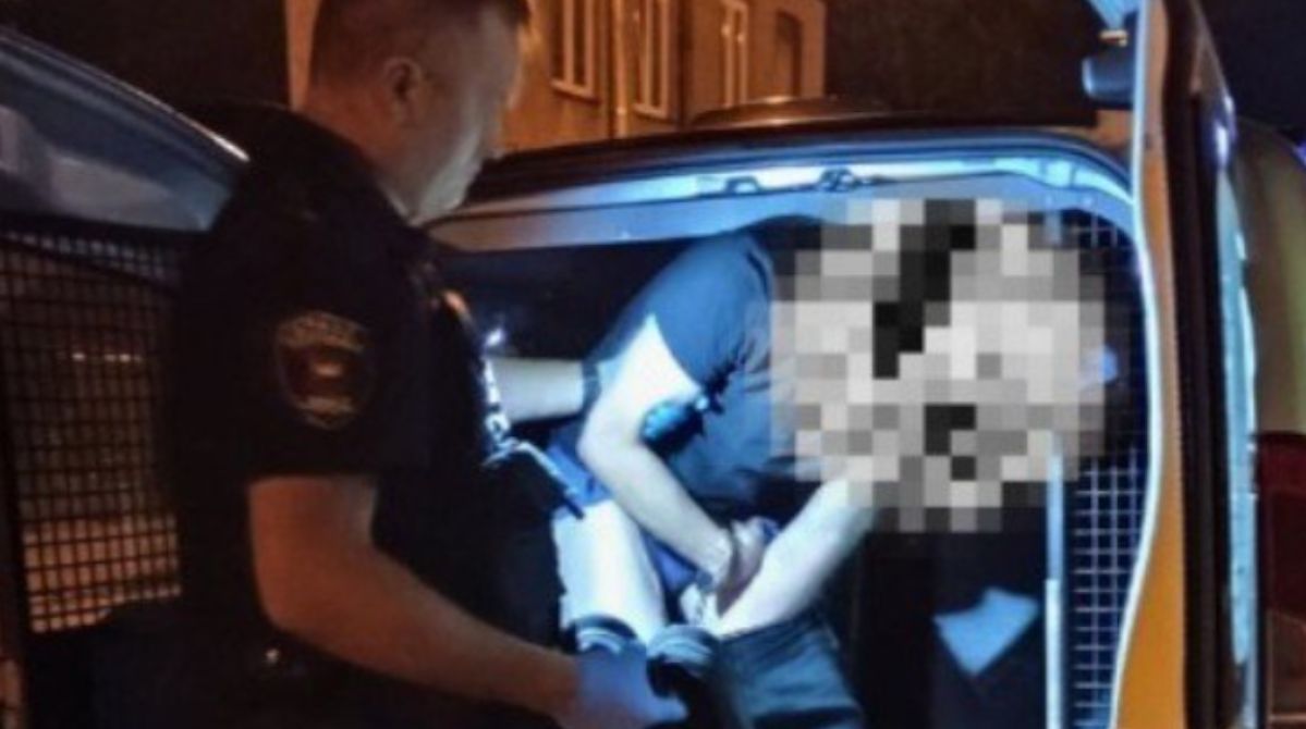 Łódź: Siedział na środku ulicy i bełkotał. Interweniowali strażnicy
