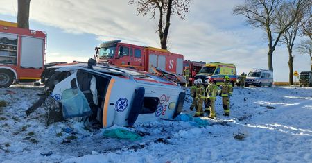 Tragiczny wypadek karetki. Jest kolejna ofiara