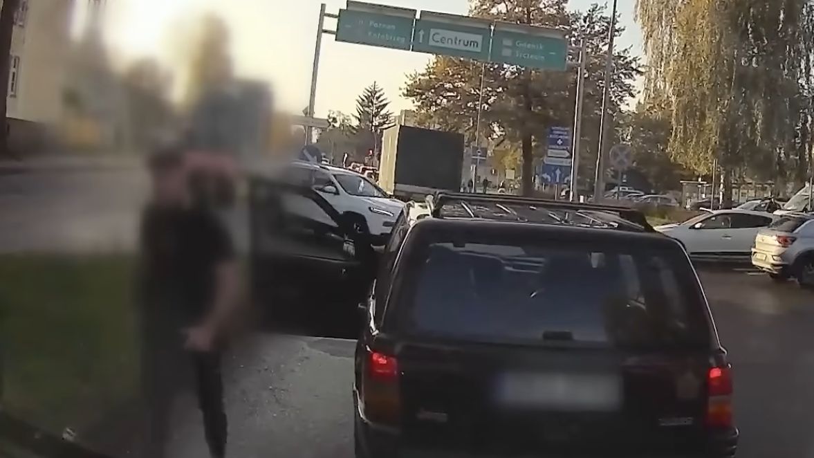 Kierowca zaczął wyzywać innego uczestnika ruchu 