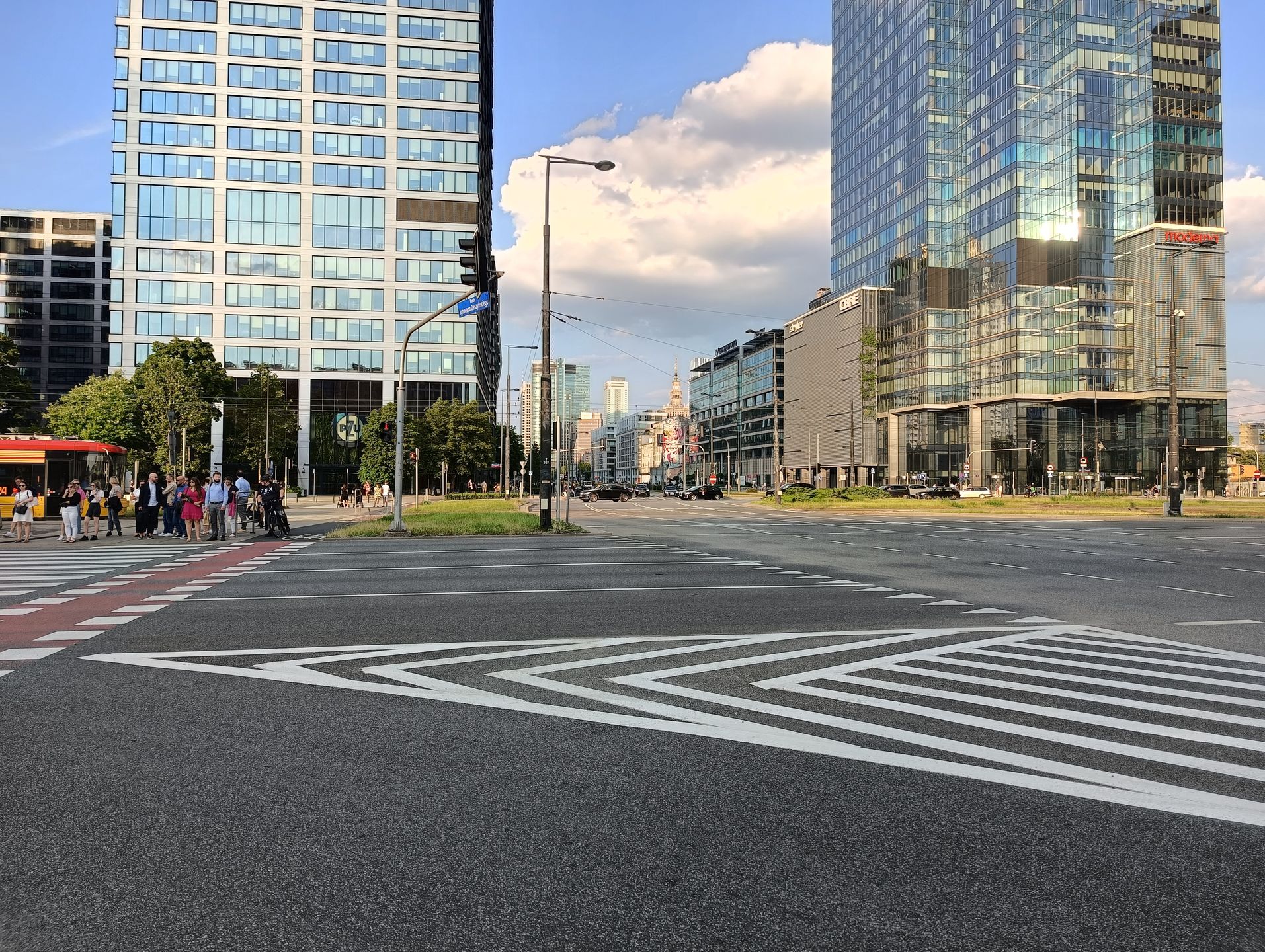 realme 11 Pro+