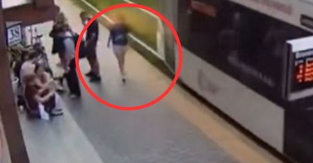 Atak gazem w Krakowie. Zatrzymani mają 14 i 19 lat