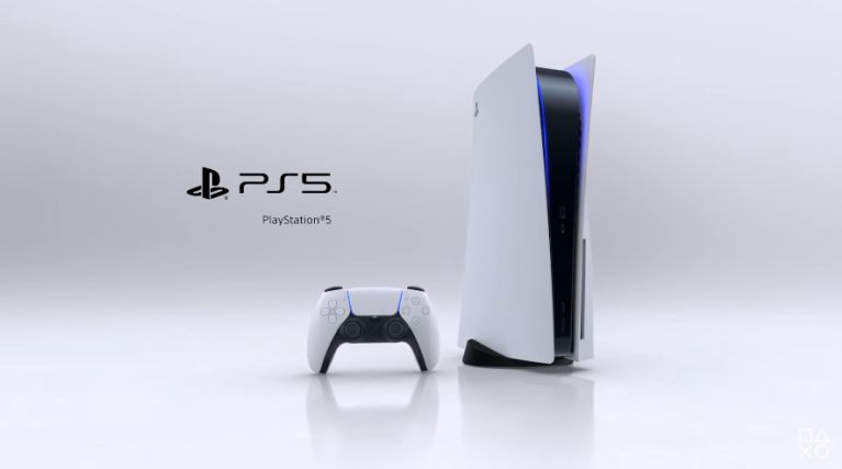 PlayStation 5 na zdjęciu z fabryki: konsola jest naprawdę gigantyczna