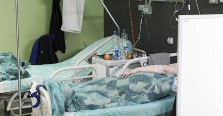Tempo umierania w Polsce przyspiesza. Liczba zgonów prawie najwyższa na świecie