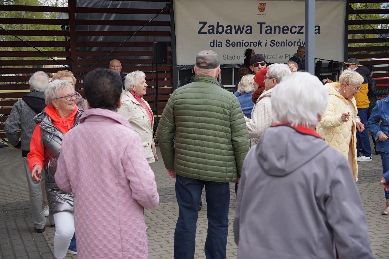 Taneczne środy dla Seniorów i seniorek, Piła, seniorzy