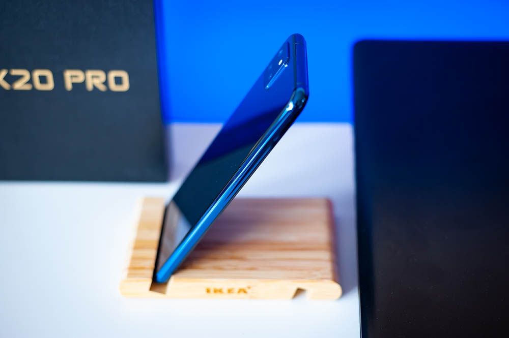 Cubot X20 Pro - bok obudowy