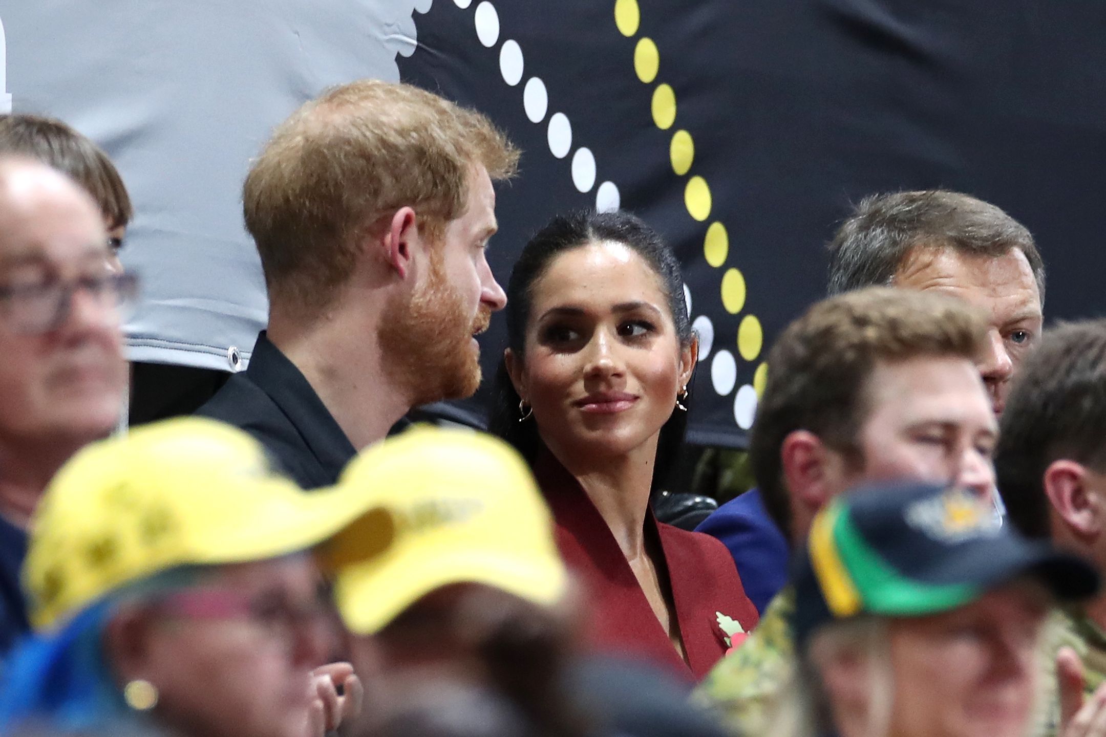 Meghan Markle planuje urodzić w domu i w ciszy. Podobne praktyki panują wśród scjentologów