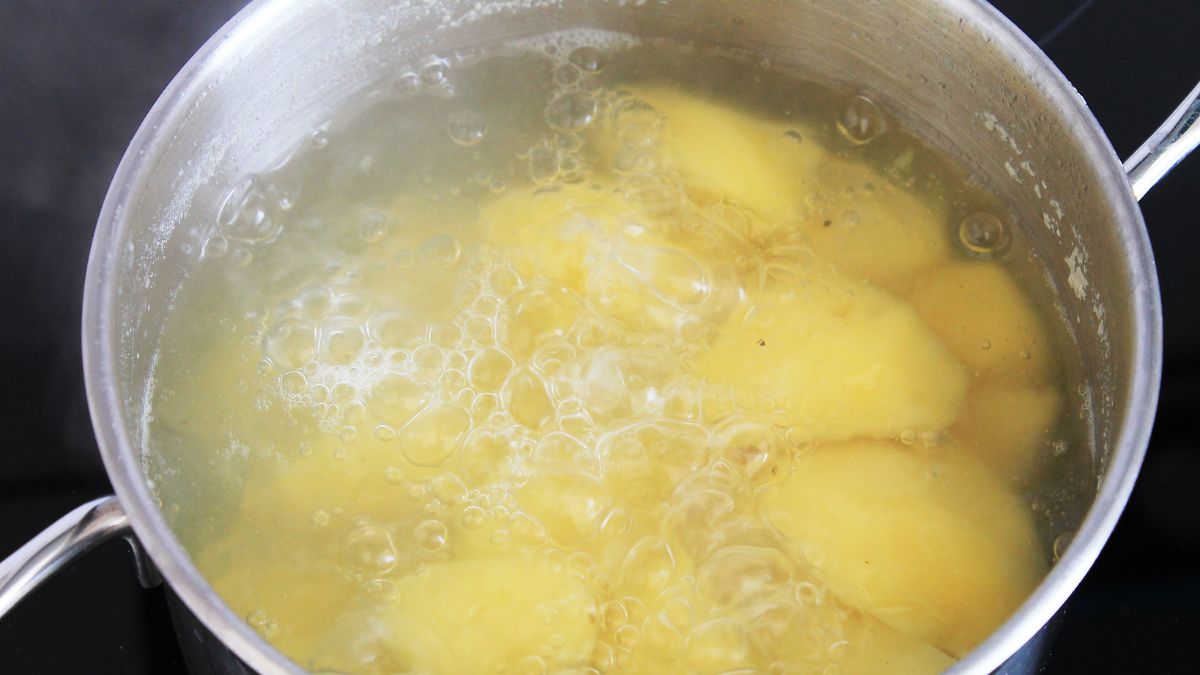 Jak ugotować ziemniaki bez soli?