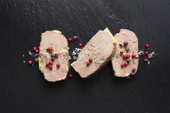 Foie gras (pasztet strasburski) to jedna z najbardziej luksusowych przekąsek na świecie.