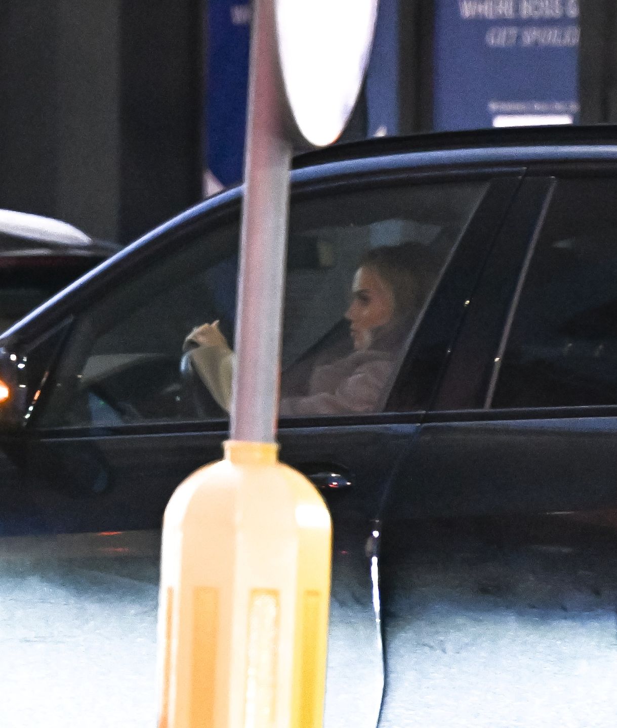 Agnieszka Kaczorowska porzuciła auto na kilka godzin na zakazie
