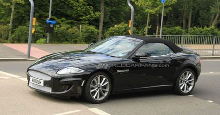 Jaguar XE stanie w szranki z Porsche 911