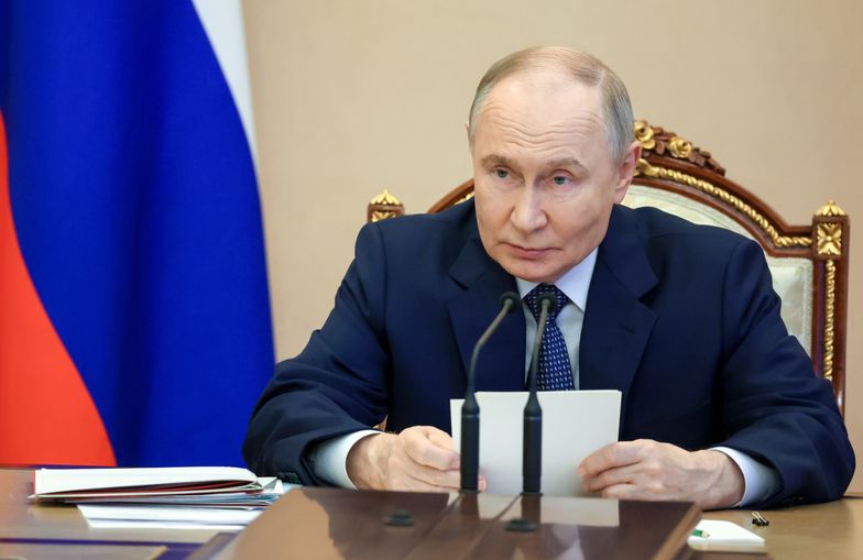 Russian President Vladimir Putin chairs a meeting on the key points of the state armament program for 2027-2036 at the Kremlin, in Moscow, Russia, 11 June 2025. Special attention in the new state arms program should be given to the nuclear triad, said Vladimir Putin. EPA/VYACHESLAV PROKOFYEV/SPUTNIK/KREMLIN POOL MANDATORY CREDIT Dostawca: PAP/EPA.