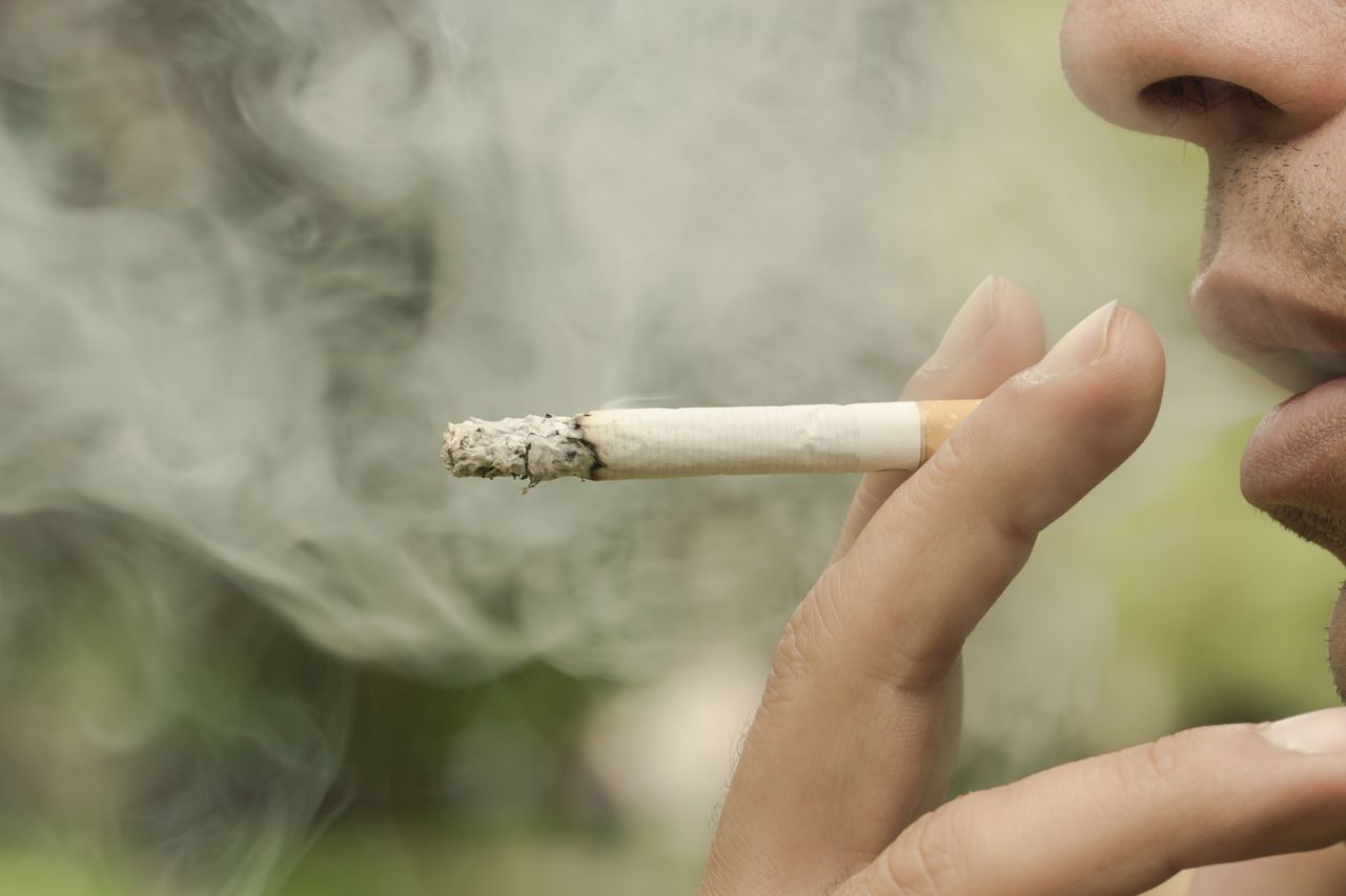 Zielona Góra. Tona lewego tytoniu w sortowniach przesyłek
