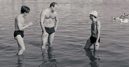 "Przerażające dawki alkoholu". Tak powstał kultowy film z czasów PRL-u