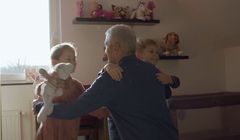 Kampania społeczna „Mie(dź) rodzinę” promuje ideę rodzicielstwa zastępczego