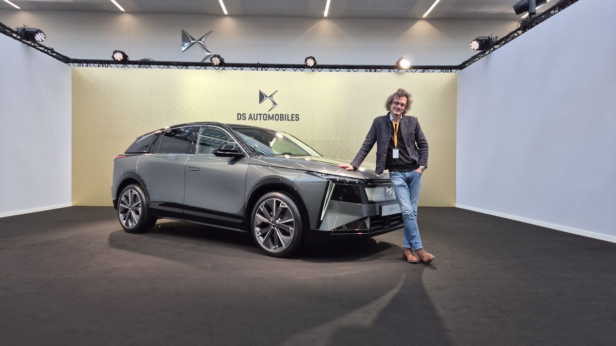 Autor i nowe DS N°7