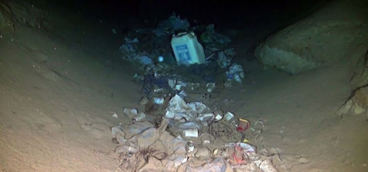 Najbardziej zaśmiecone miejsce na świecie? Leży 5 km pod wodą
