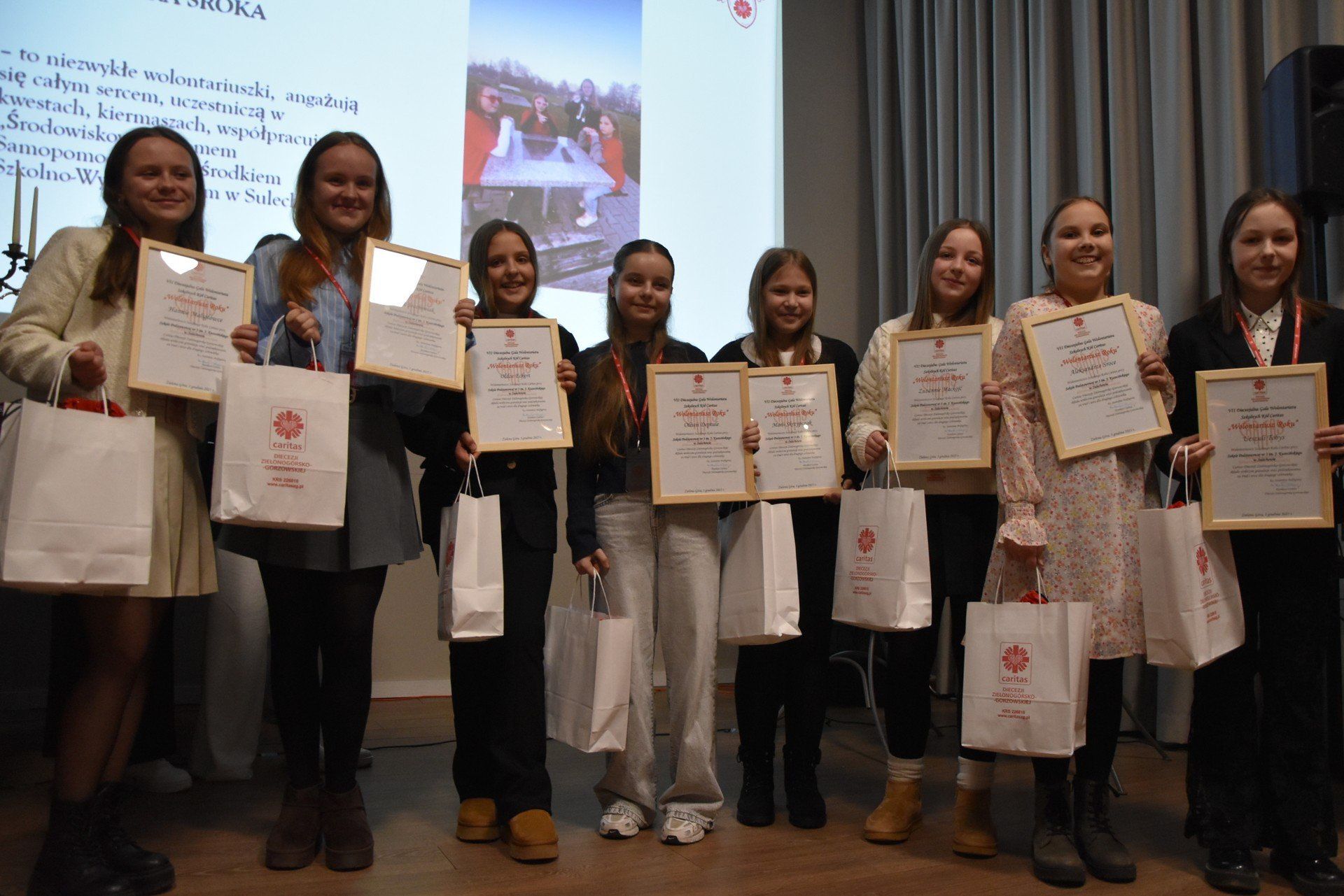 To oni inspirują innych! Poznaj najbardziej zaangażowanych wolontariuszy z diecezji