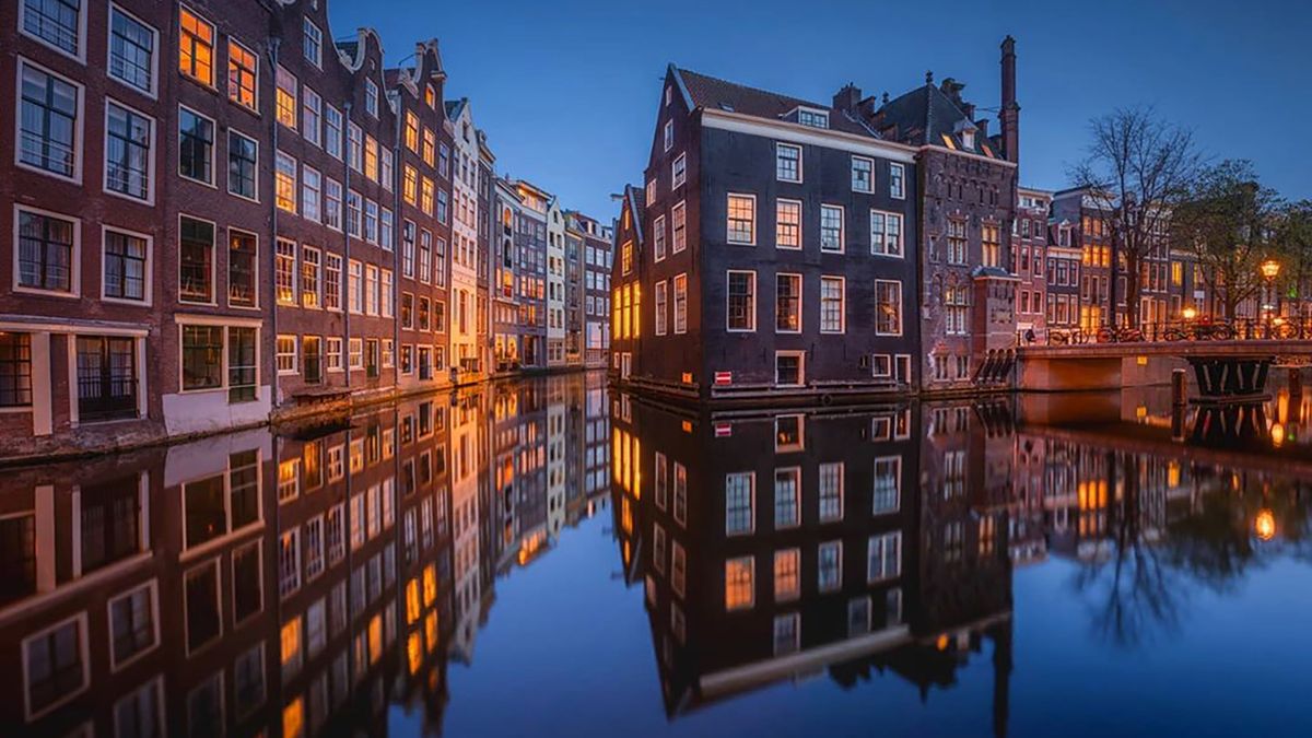 Tak zmienia się Amsterdam od zimy do lata. Potrzeba było 2 lat, by to pokazać 1