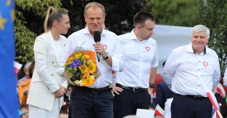 "Przywrócić wszystkie niedziele handlowe". Platforma nakreśla plan