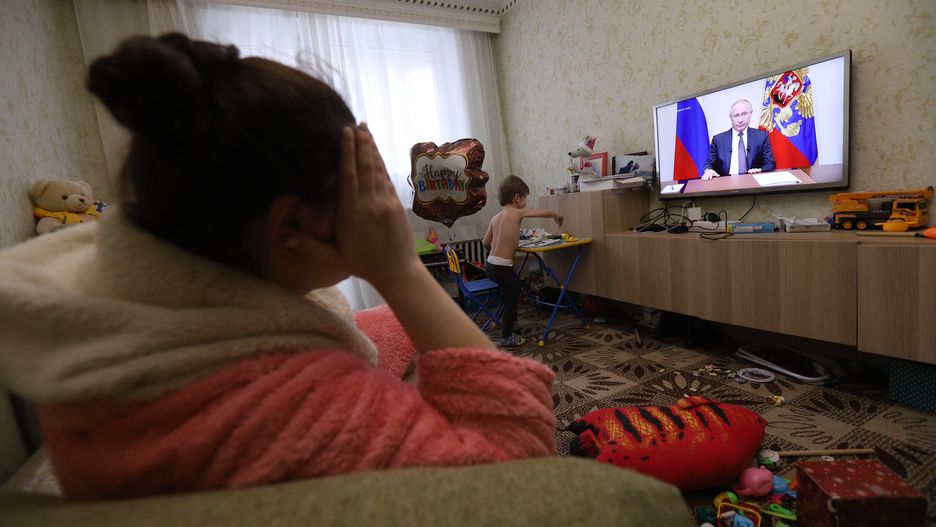 In this photo illustration a woman watching President,
SAINT PETERSBURG, RUSSIA - 2020/03/25: In this photo illustration a woman watching President, Vladimir Putin addressing the nation about COVID-19 situation in Russia. Referendum on constitutional amendments postponed indefinitely. At least 658 cases of coronavirus have been confirmed in Russia. (Photo by Sergei Mikhailichenko/SOPA Images/LightRocket via Getty Images)
SOPA Images
tv, tv screen, covid19, covid 19, corona virus, pandemic, outbreak, disease