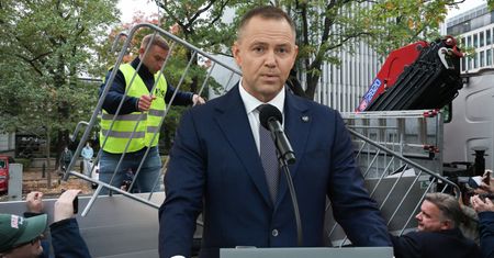 Odwołana wizyta prezydenta. W tle przepychanki przed TK