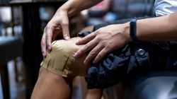 Spuchnięte kolana. Najczęstsze przyczyny bólu kolan