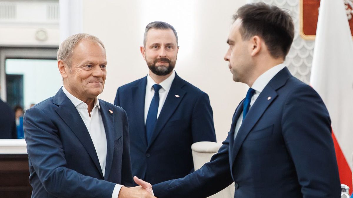 Premier Donald Tusk i minister finansów Andrzej Domański