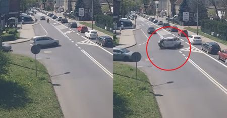 Zderzenie motocyklisty z osobówką. Przerażające wideo trafiło do sieci