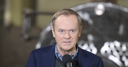 Donald Tusk z apelem ws. przedsiębiorców: Zwracam się bezpośrednio do premiera