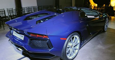 Zabawa Lamborghini zakończona pożarem