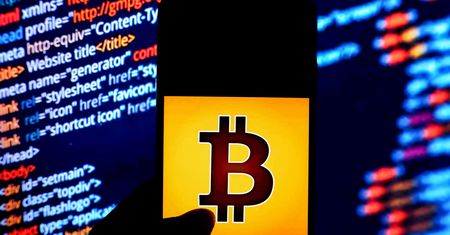 Górnicy bitcoinów z Teksasu przestają kopać. Z powodu fali upałów