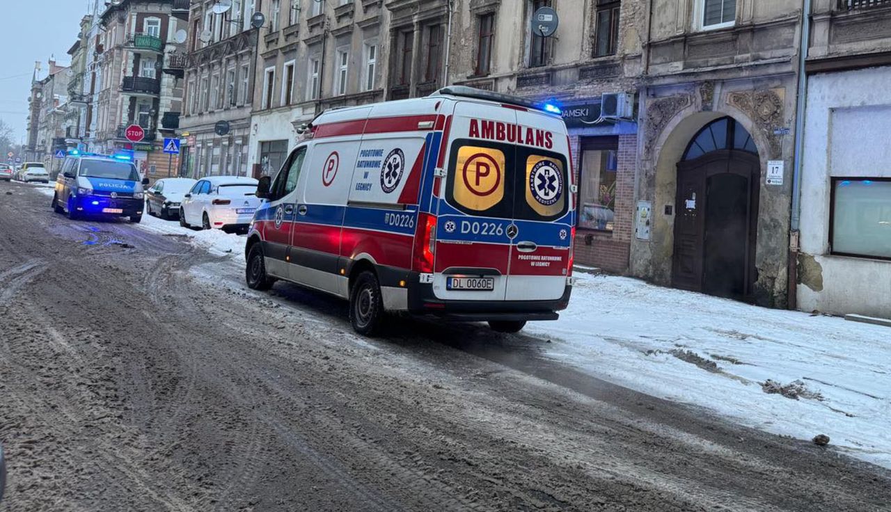 Dwa ciała w mieszkaniu. Tragedia o poranku