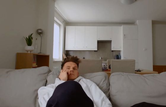 Blik w nowej kampanii zachęca „Zachowaj zdrowy dystans"