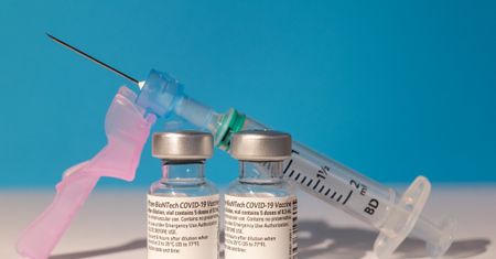 Szczepionka Pfizer i BioNTech a mutacja południowoafrykańska. Są wyniki badań