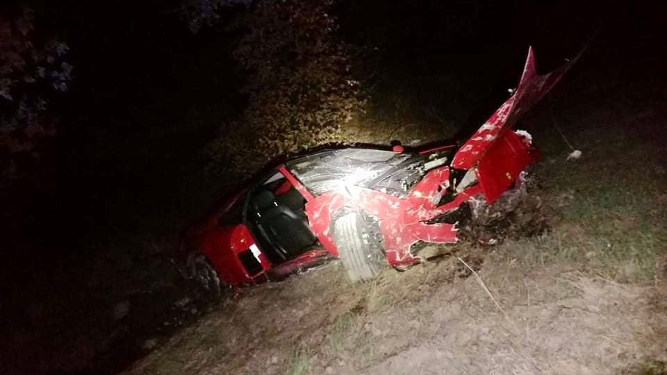 Rozbite ferrari f355 raczej ciężko będzie odbudować