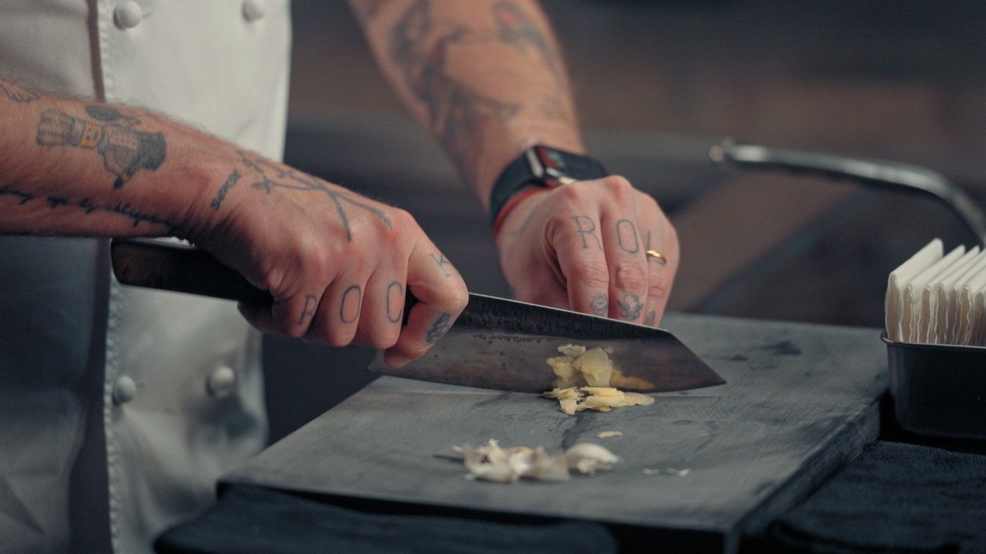 Rusza Flavoury. Szefowie kuchni z gwiazdkami Michelin uczą gotować w domu