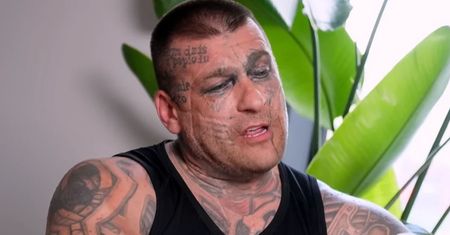 Popek stracił kolejny utwór po zgłoszeniu fanki Queen. Raper ją zwyzywał. "Nazwał mnie psychicznie chorą"