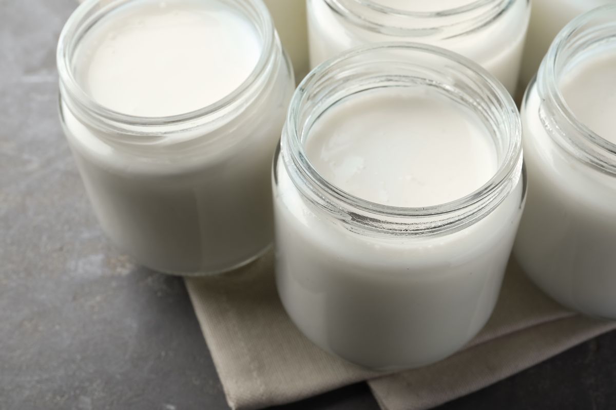 Jogurt naturalny w słoiczkach