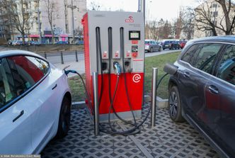 Coraz więcej aut elektrycznych w Polsce. Raport: wtedy dogonimy unijną średnią
