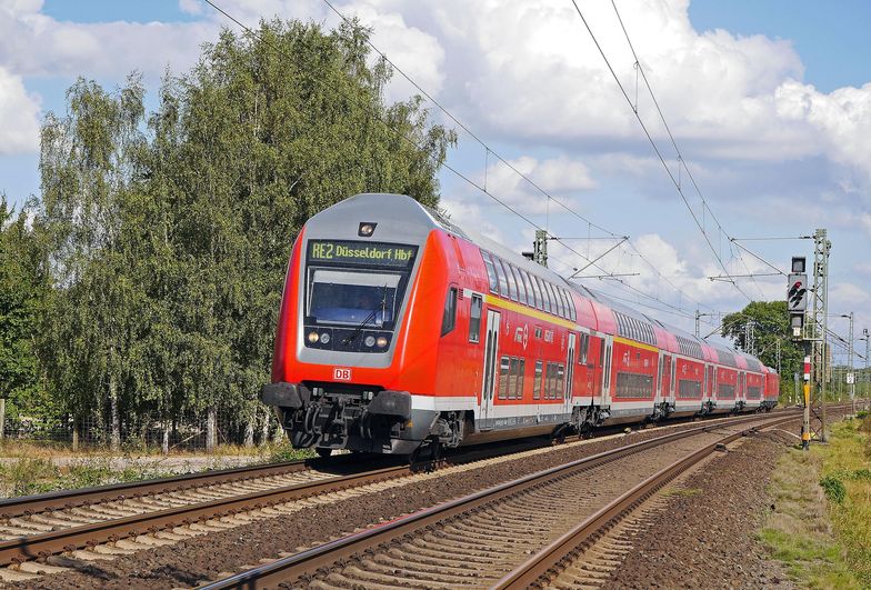 PKP Intercity zamawia piętrowe, szybkie pociągi