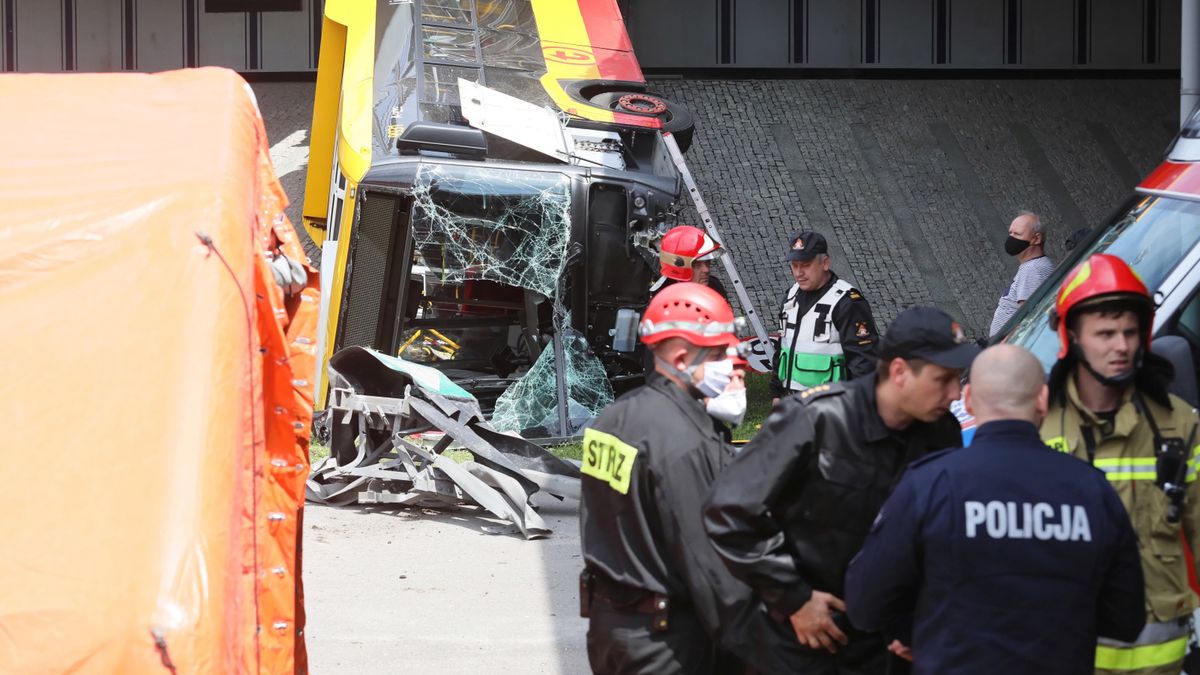 Fatalny wypadek w Warszawie. Prokuratura potwierdza, że kierowca autobusu był pod wpływem narkotyków