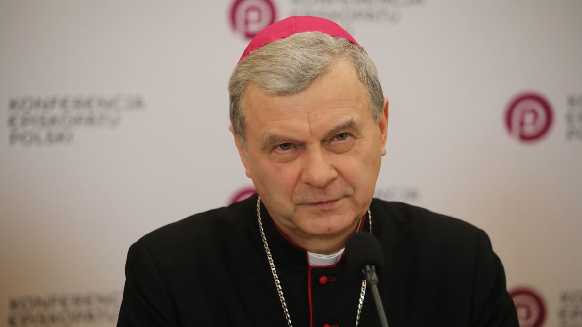 Tadeusz Bronakowski
Albert Zawada
57., biskup, duchowie�stwo, duchowny, KEP, konferencja, Konferencja Episkopatu Polski, ksi�dz, ksi��ka, publikacja, religia, Tydzie� Modlitw