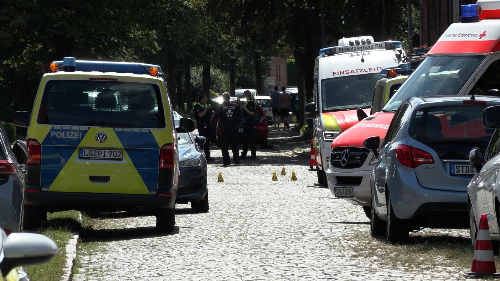 Shooting near Hamburg kills 6 — custody dispute cited as motive