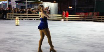 Legnica: Pokaz na lodzie i pierwsze ślizgi otworzą sezon lodowiska przy Sejmowej